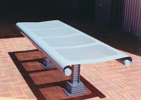 Corso Bench